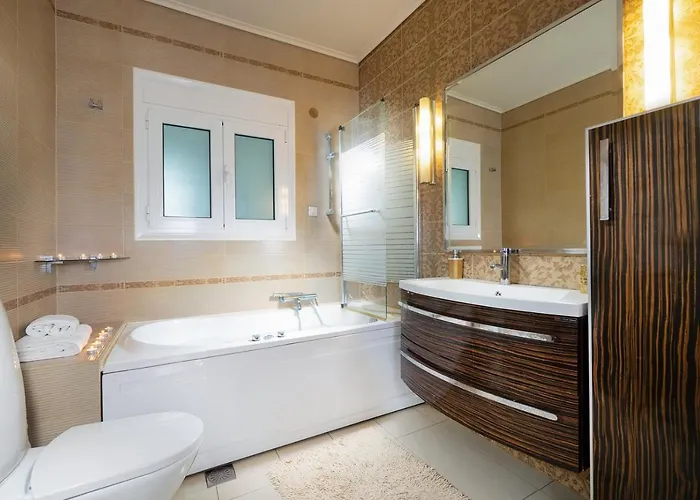 Epavlis Akrotiri Chania (Crete)