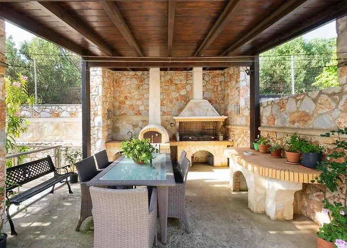 Epavlis Akrotiri * Chania (Crete)