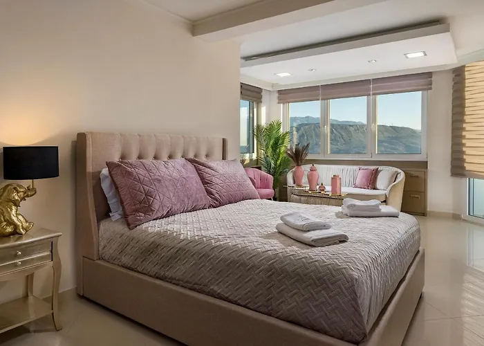 Epavlis Akrotiri Chania (Crete)