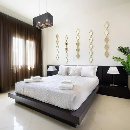 Epavlis Akrotiri Chania (Crete)