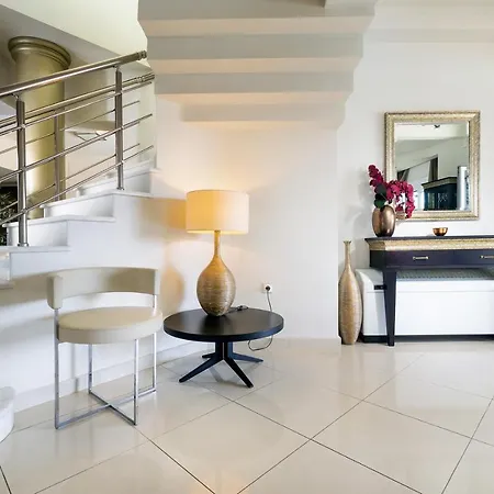 Villa Epavlis Akrotiri